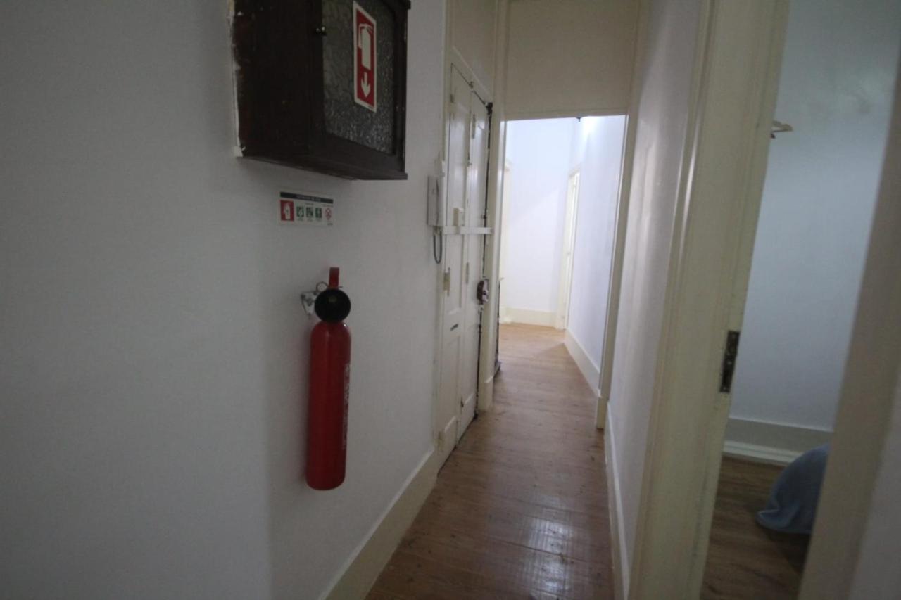 Romantic Chiado 7 -Private Small Single Room With No Outside Window Lissabon Exterior foto